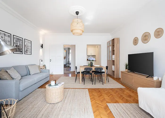 Neo Rooftop With Ac Budapest
