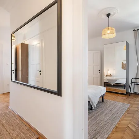 Neo Rooftop With Ac Lejlighed Budapest